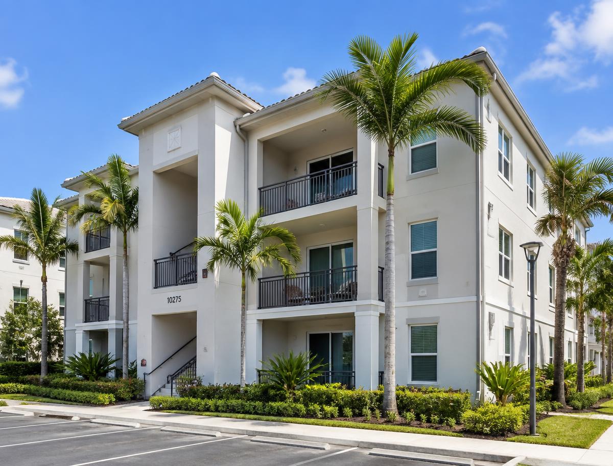 Freshly painted multifamily building in South Florida (representative image)